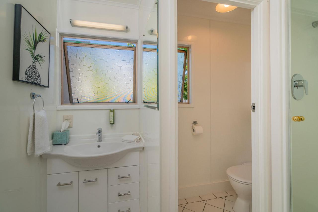 Oceans 88 Whitianga Coastal Suites Экстерьер фото