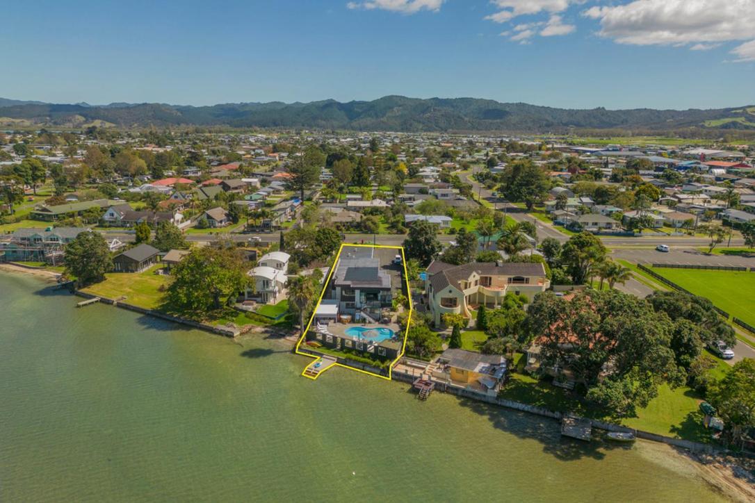 Oceans 88 Whitianga Coastal Suites Экстерьер фото