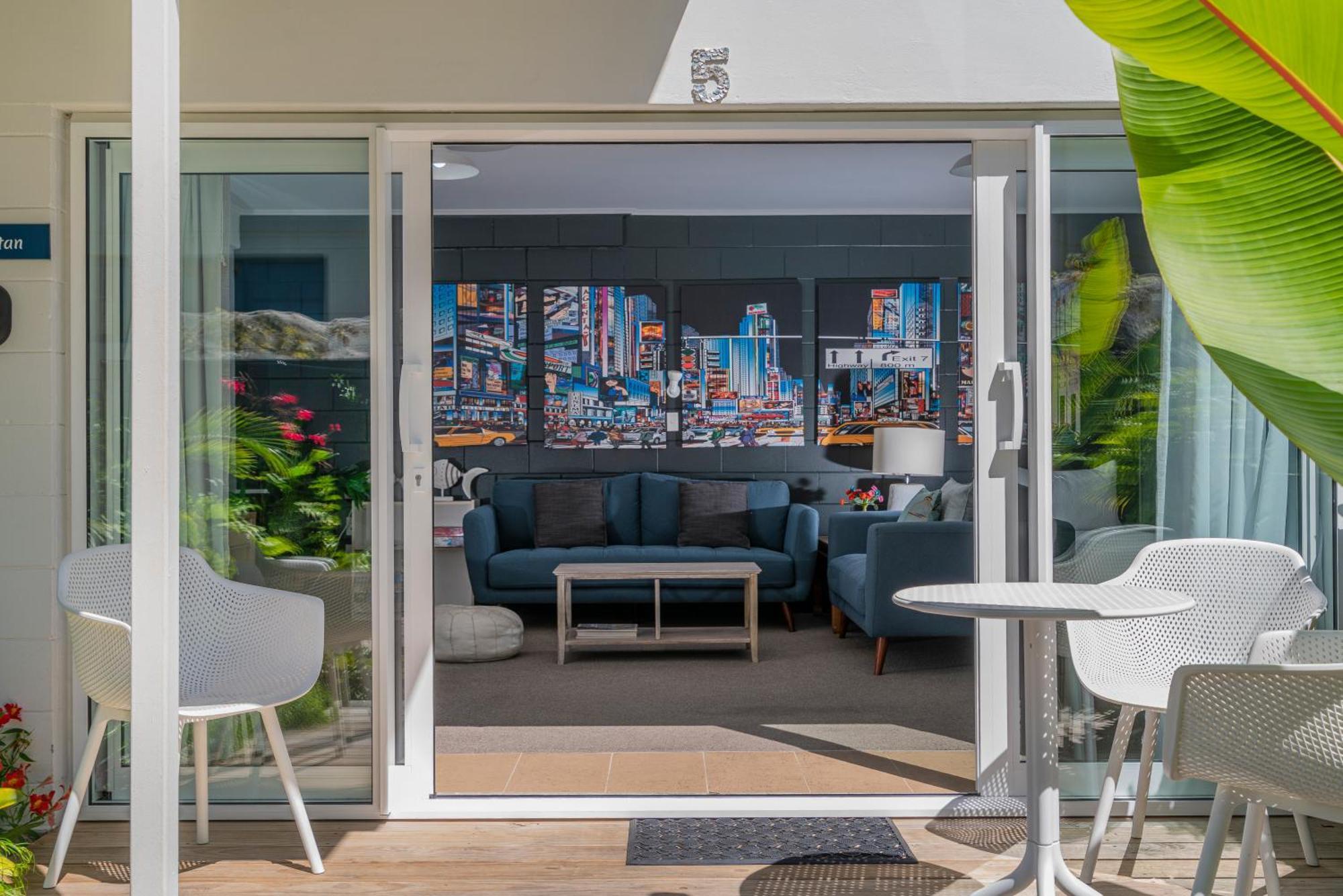 Oceans 88 Whitianga Coastal Suites Экстерьер фото